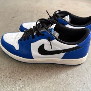 Nike Men's Black, Blue, and White Sneakers/Tennis Shoes Jordan